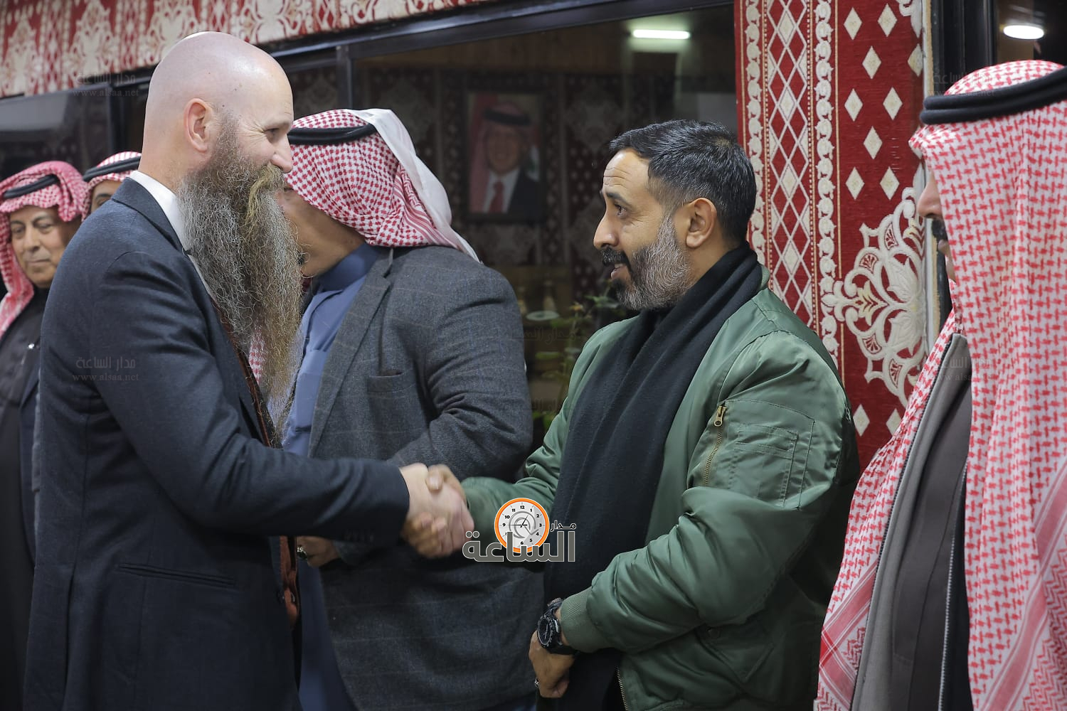 Madar Al-Saa Images 0.4005955050836705