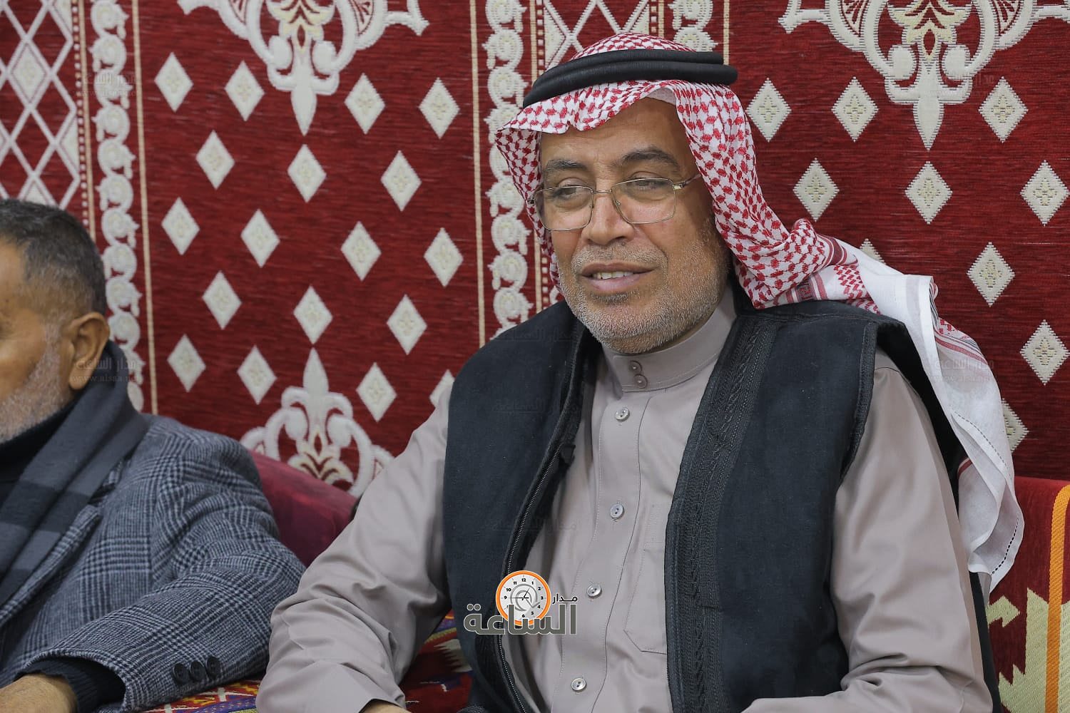 Madar Al-Saa Images 0.6646738843954907