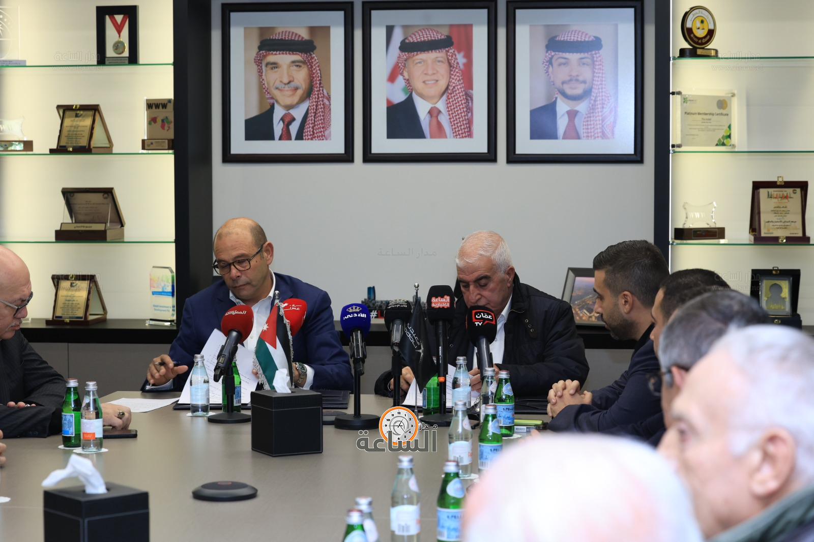 Madar Al-Saa Images 0.999083520521978