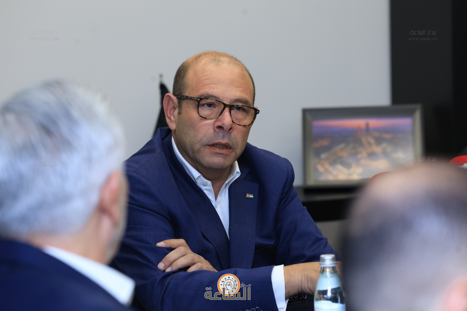 Madar Al-Saa Images 0.7914765160394817