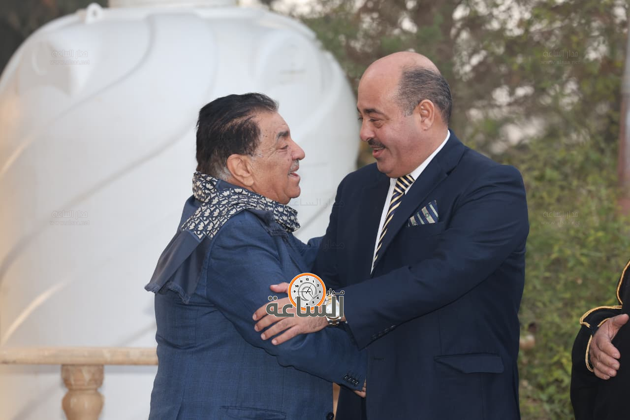 Madar Al-Saa Images 0.9937043331582209