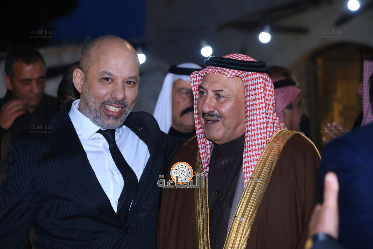 Madar Al-Saa Images 0.24121358005614835