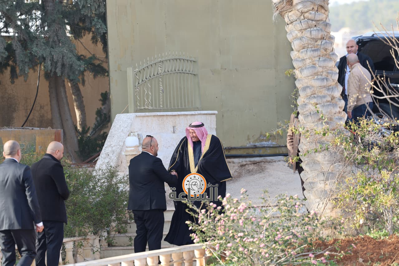 Madar Al-Saa Images 0.7009419568397365