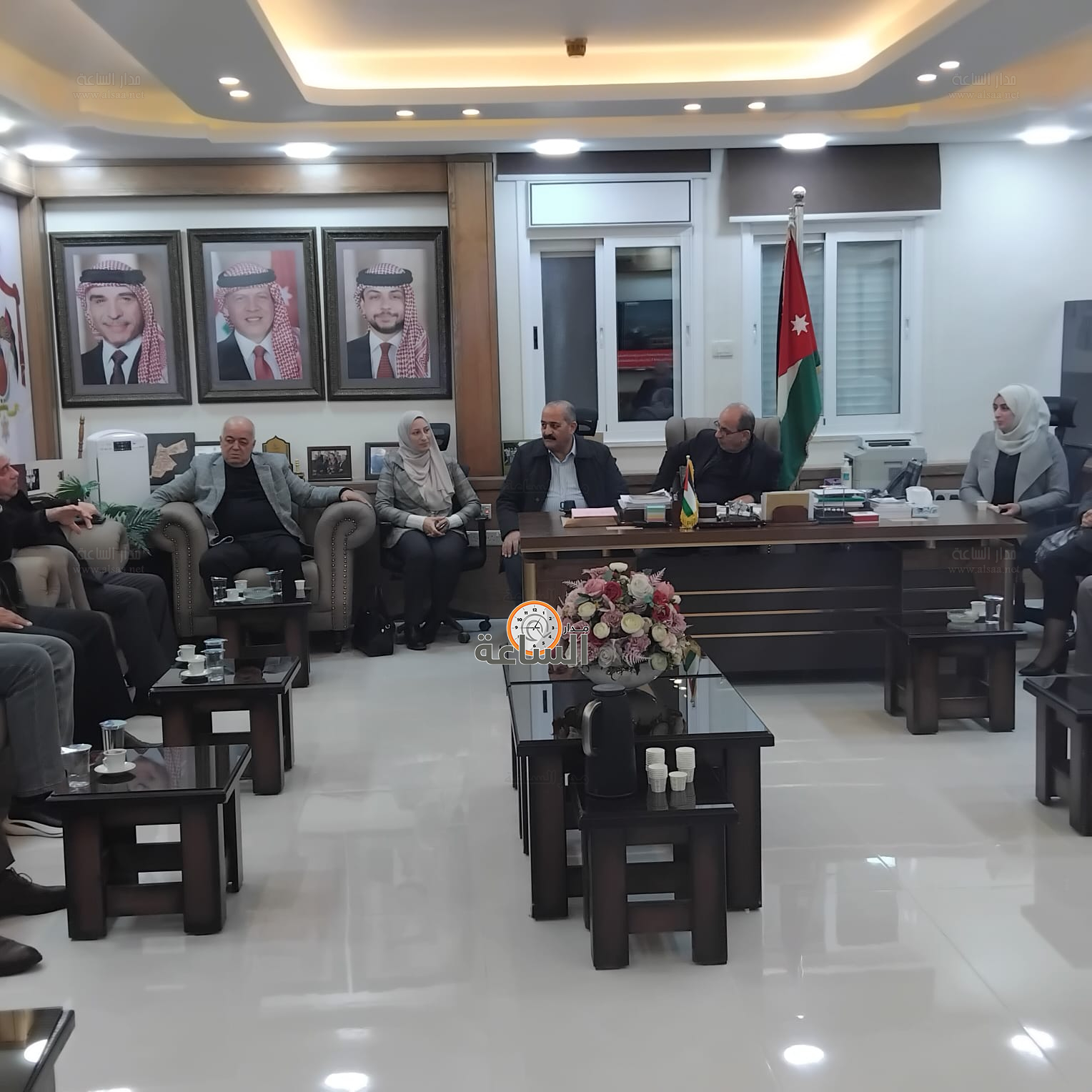 Madar Al-Saa Images 0.45052171324364787