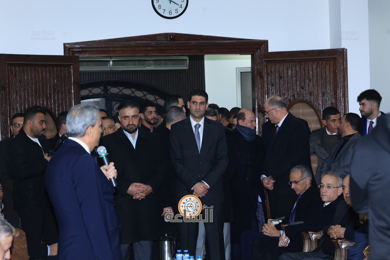 Madar Al-Saa Images 0.9995335366390465