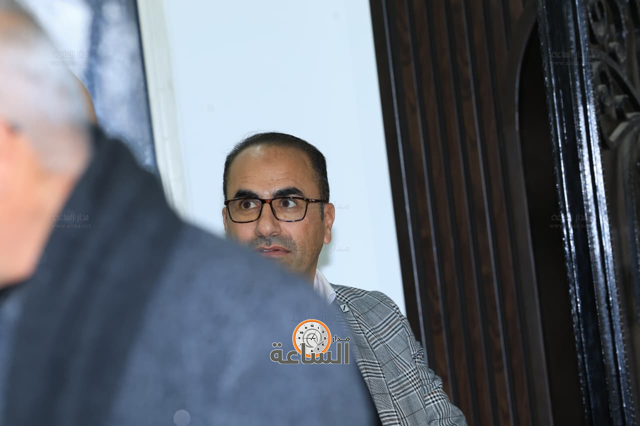 Madar Al-Saa Images 0.9639634036683167