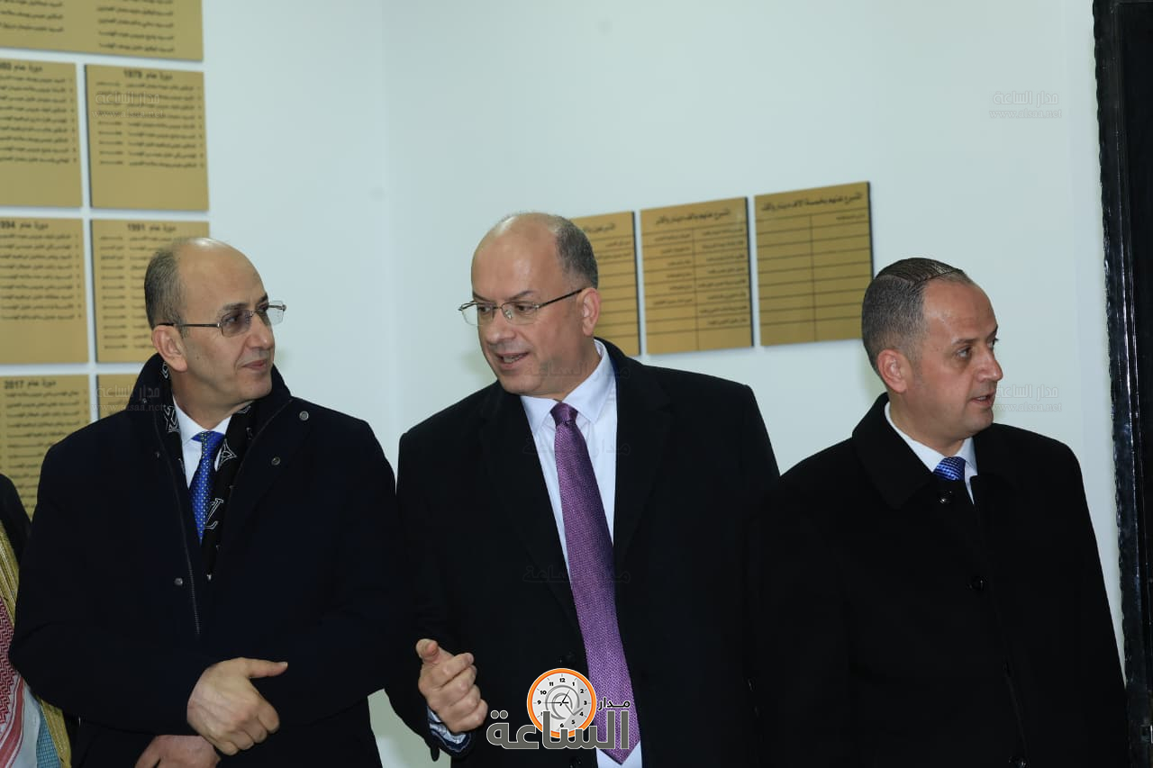 Madar Al-Saa Images 0.16267334443507575