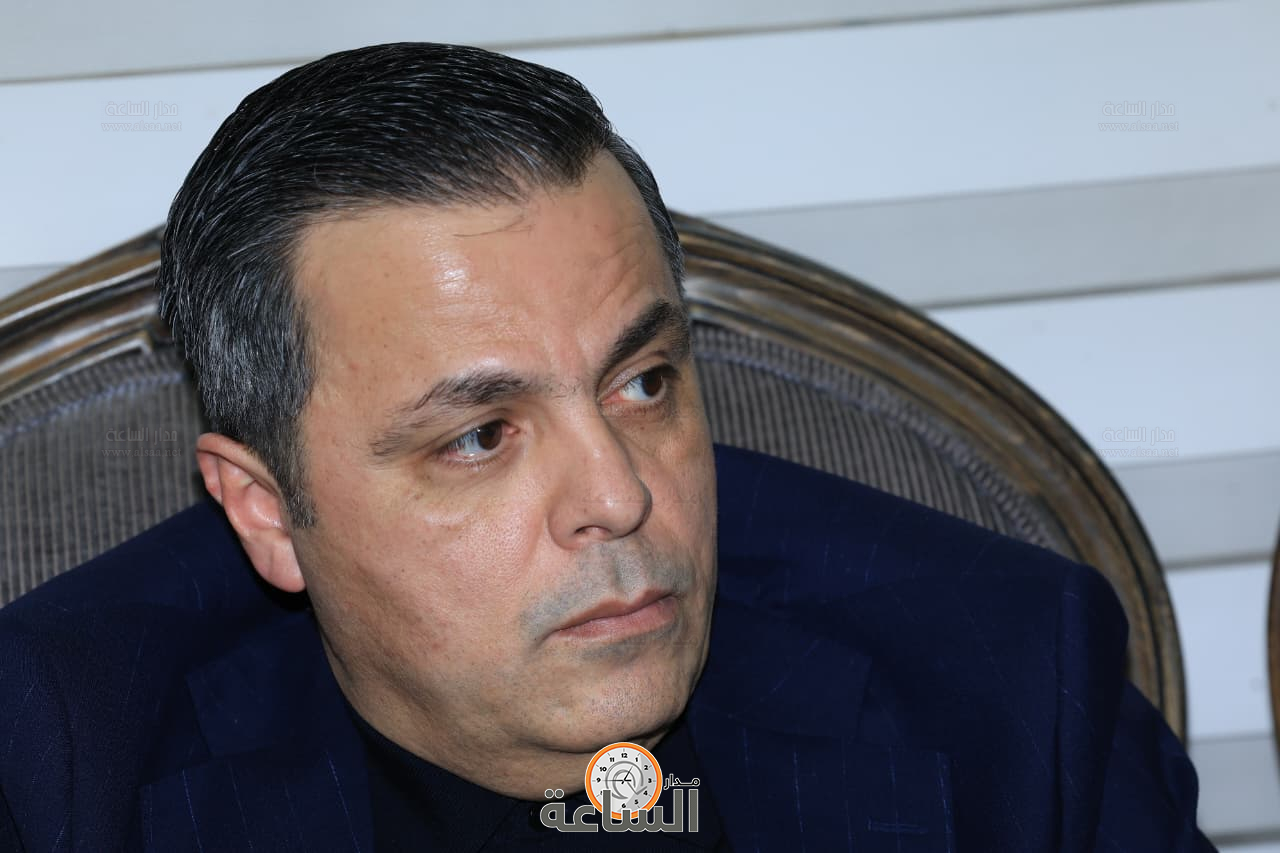 Madar Al-Saa Images 0.49773557552163283