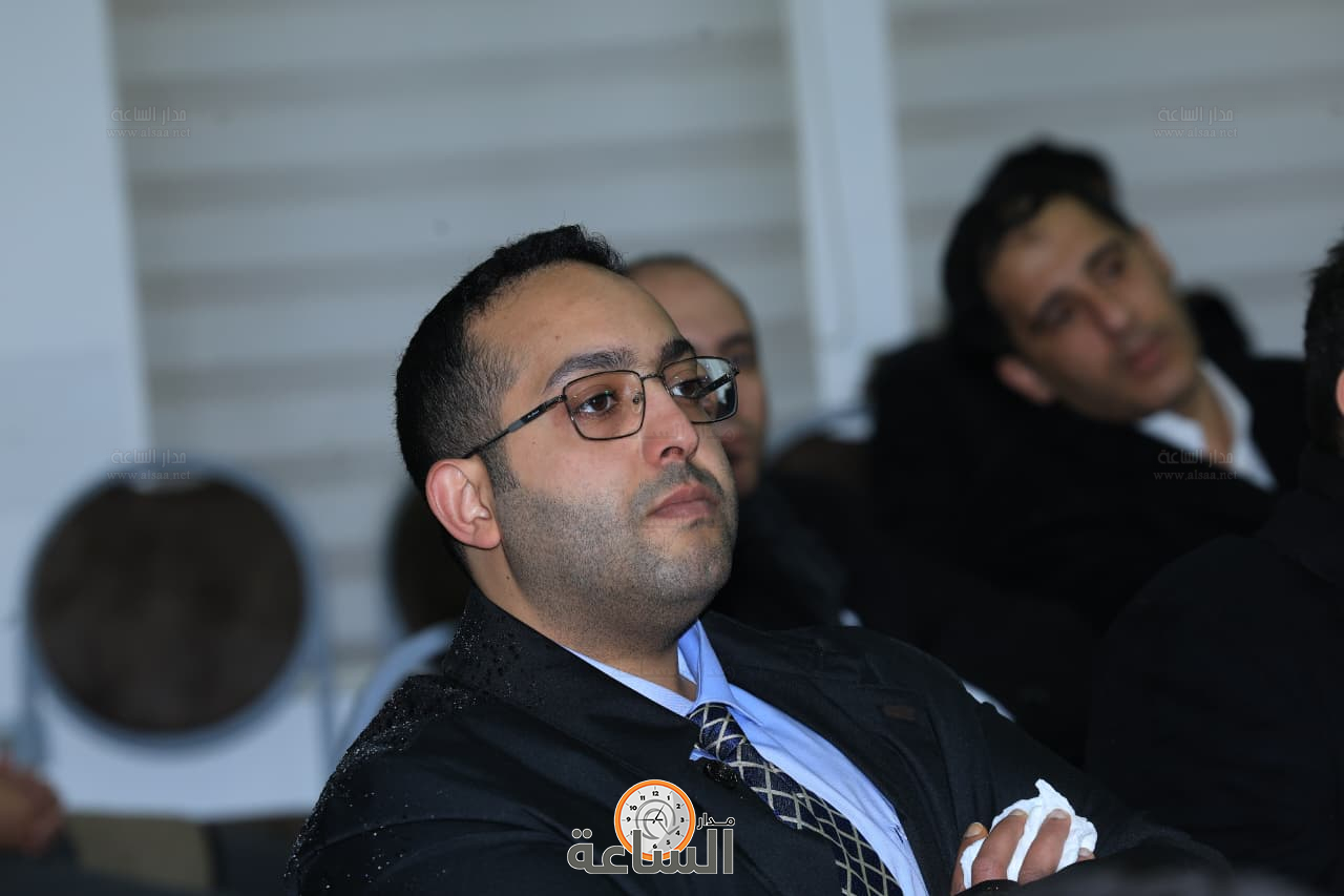 Madar Al-Saa Images 0.8305746607645818