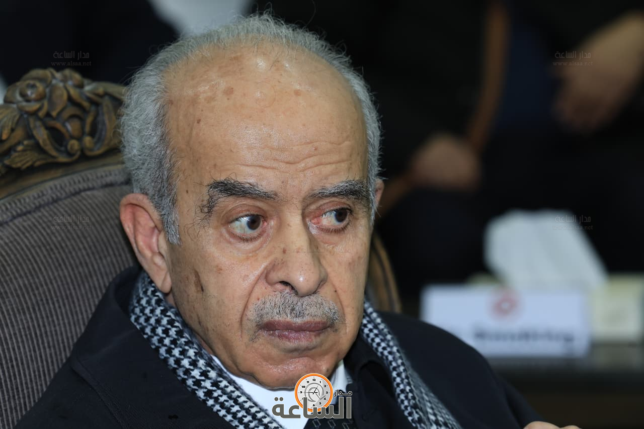 Madar Al-Saa Images 0.7976210465029631