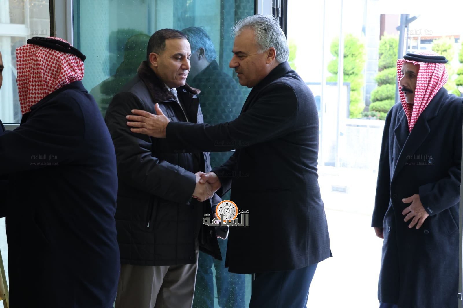 Madar Al-Saa Images 0.037900775420393384