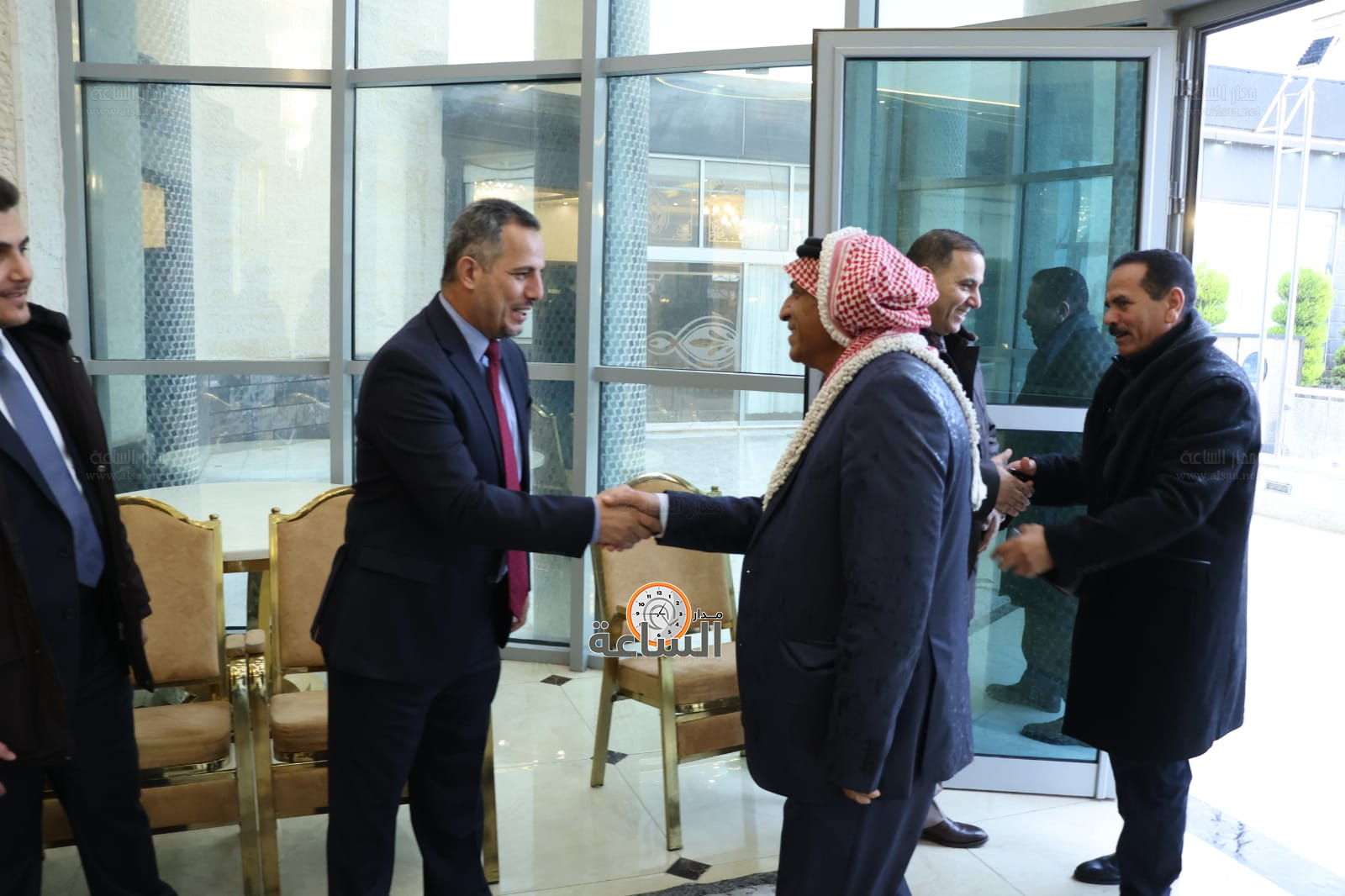 Madar Al-Saa Images 0.36053449306381635