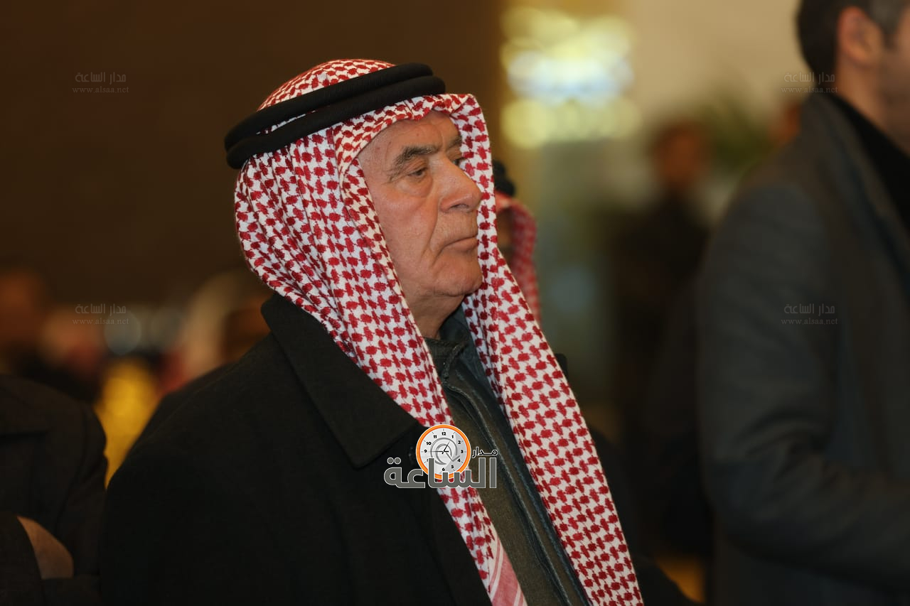 Madar Al-Saa Images 0.4102763386215469