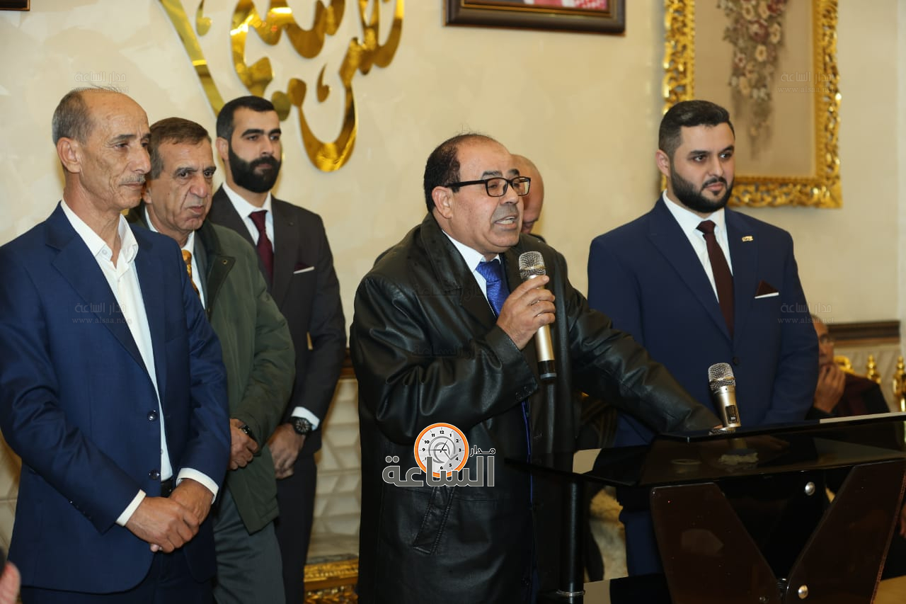 Madar Al-Saa Images 0.6793299133789719