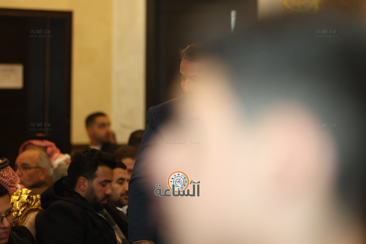 Madar Al-Saa Images 0.12535581880198954