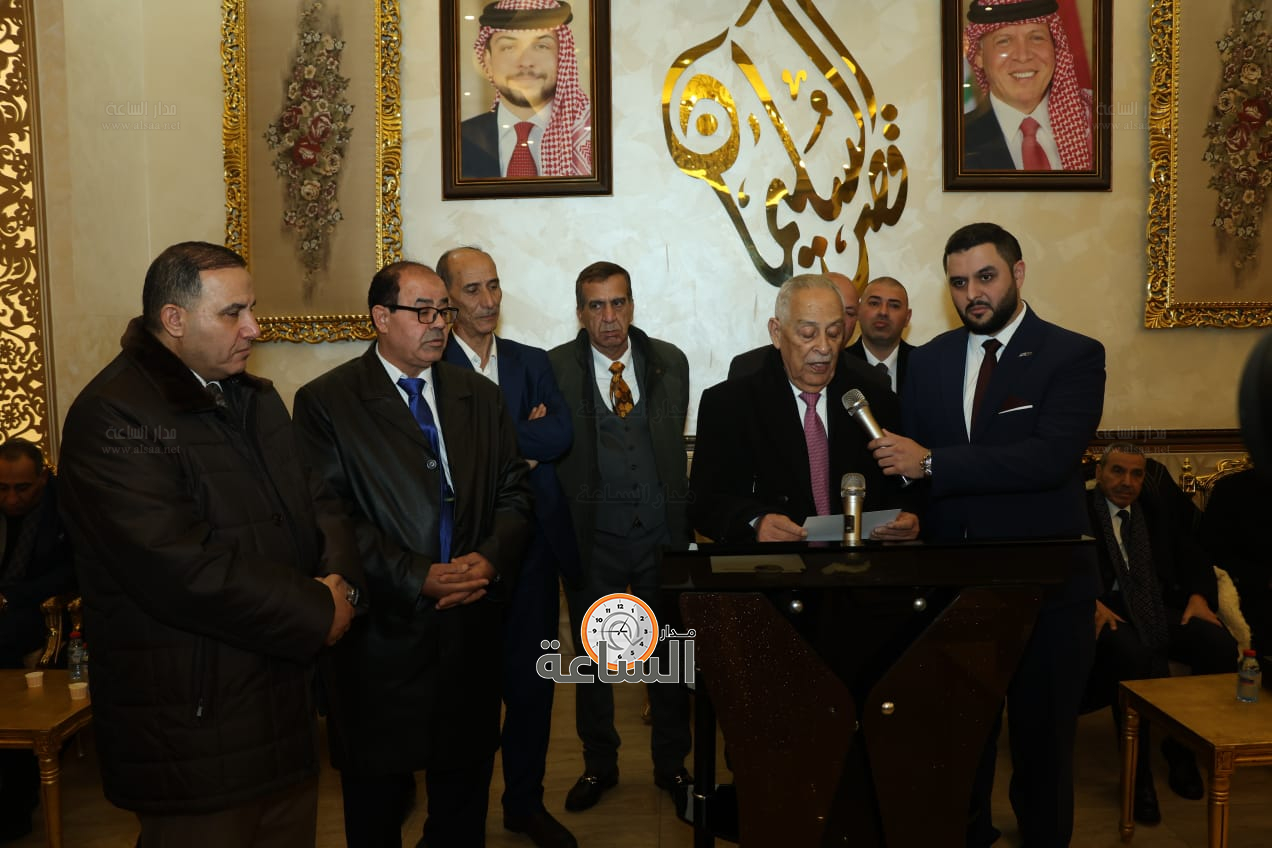 Madar Al-Saa Images 0.8325894176458255