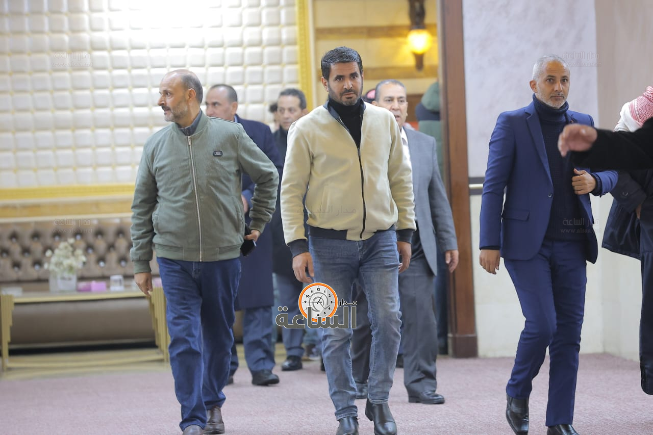 Madar Al-Saa Images 0.14185293163906576