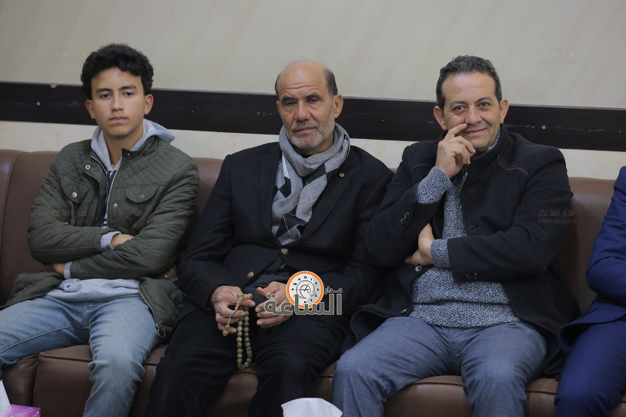 Madar Al-Saa Images 0.5132985277388674