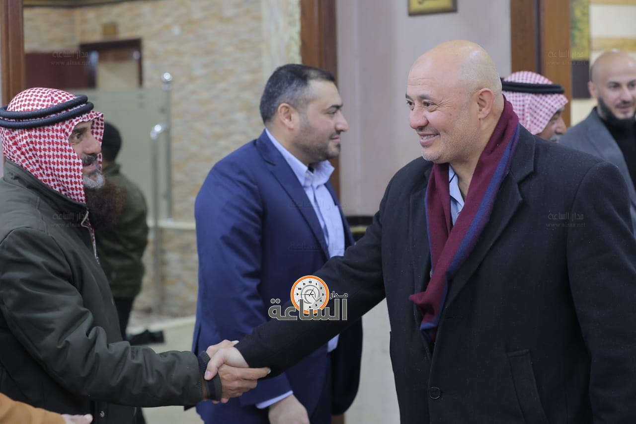 Madar Al-Saa Images 0.408802732402447