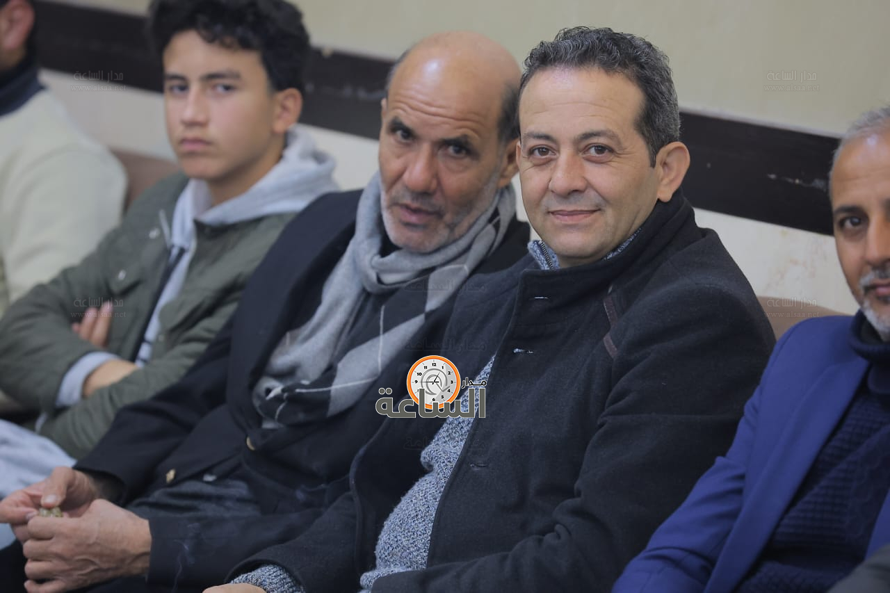 Madar Al-Saa Images 0.633813628120178