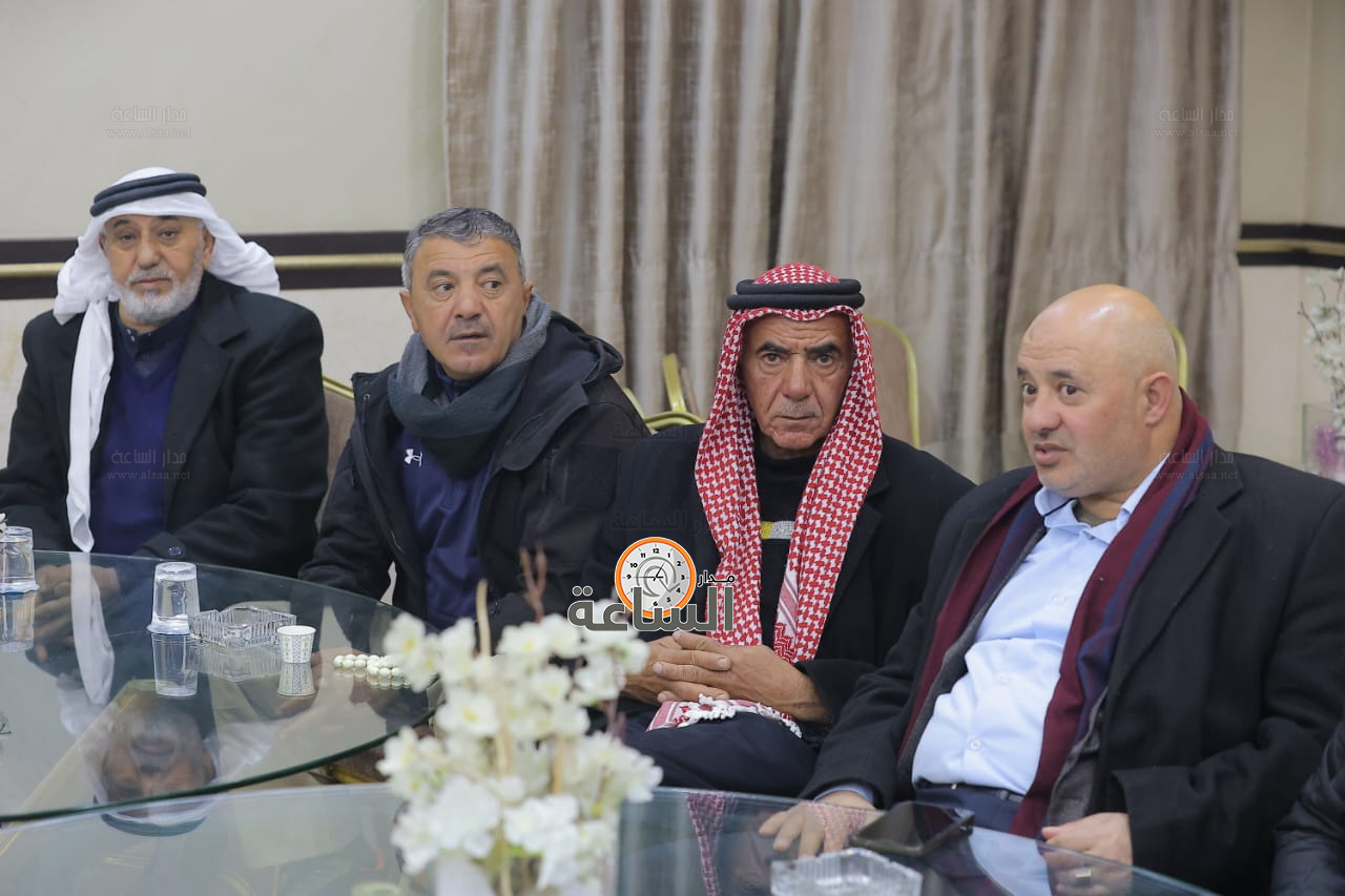 Madar Al-Saa Images 0.3890877161410803