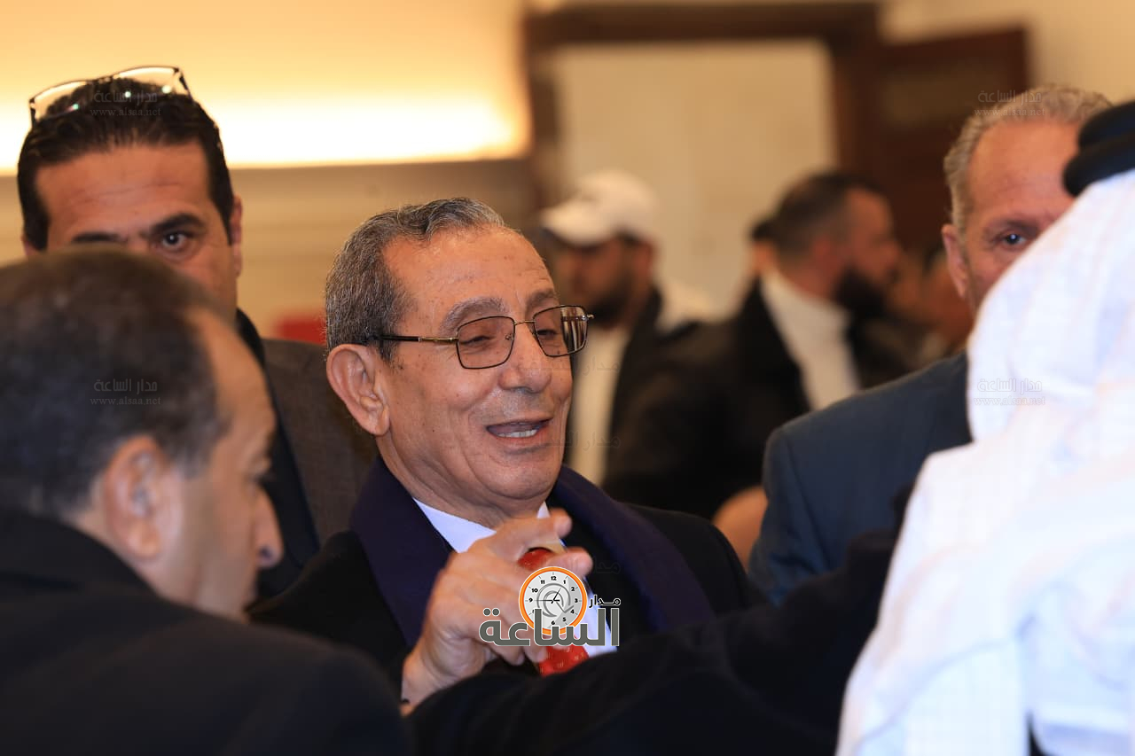 Madar Al-Saa Images 0.2930682621990217