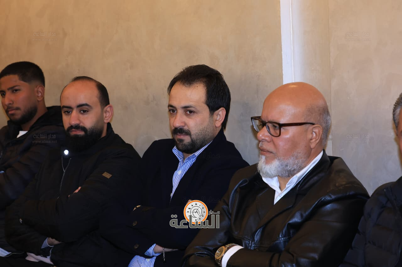 Madar Al-Saa Images 0.7076237142144772