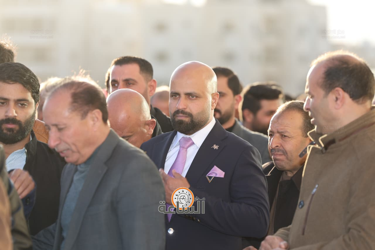 Madar Al-Saa Images 0.7841863215992694