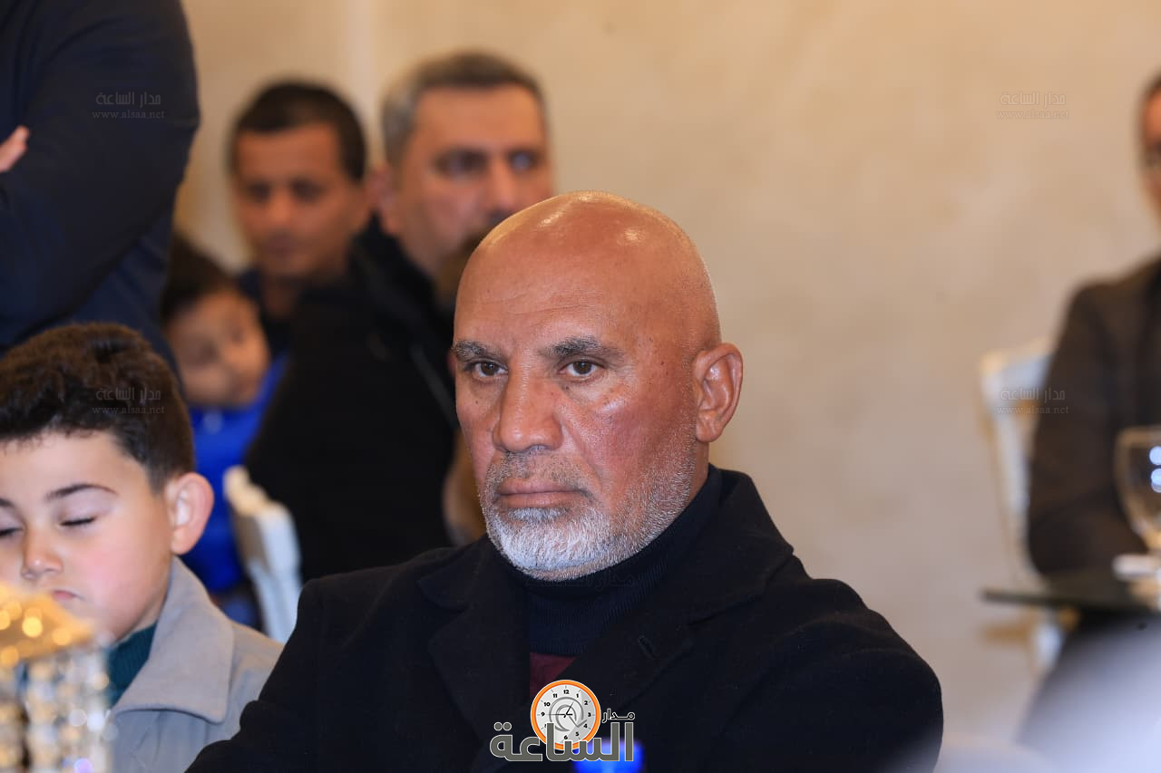 Madar Al-Saa Images 0.09378641275403177