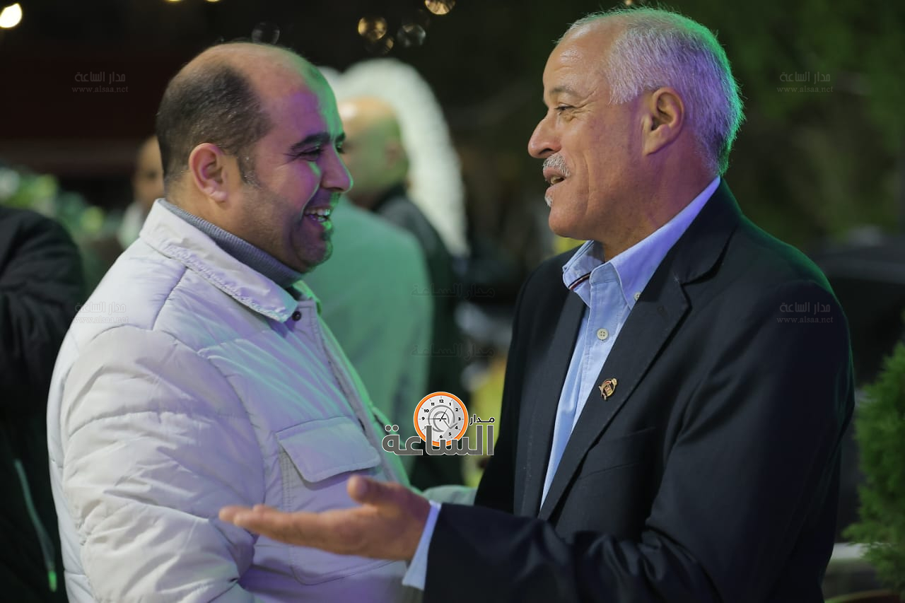 Madar Al-Saa Images 0.9269243943100322