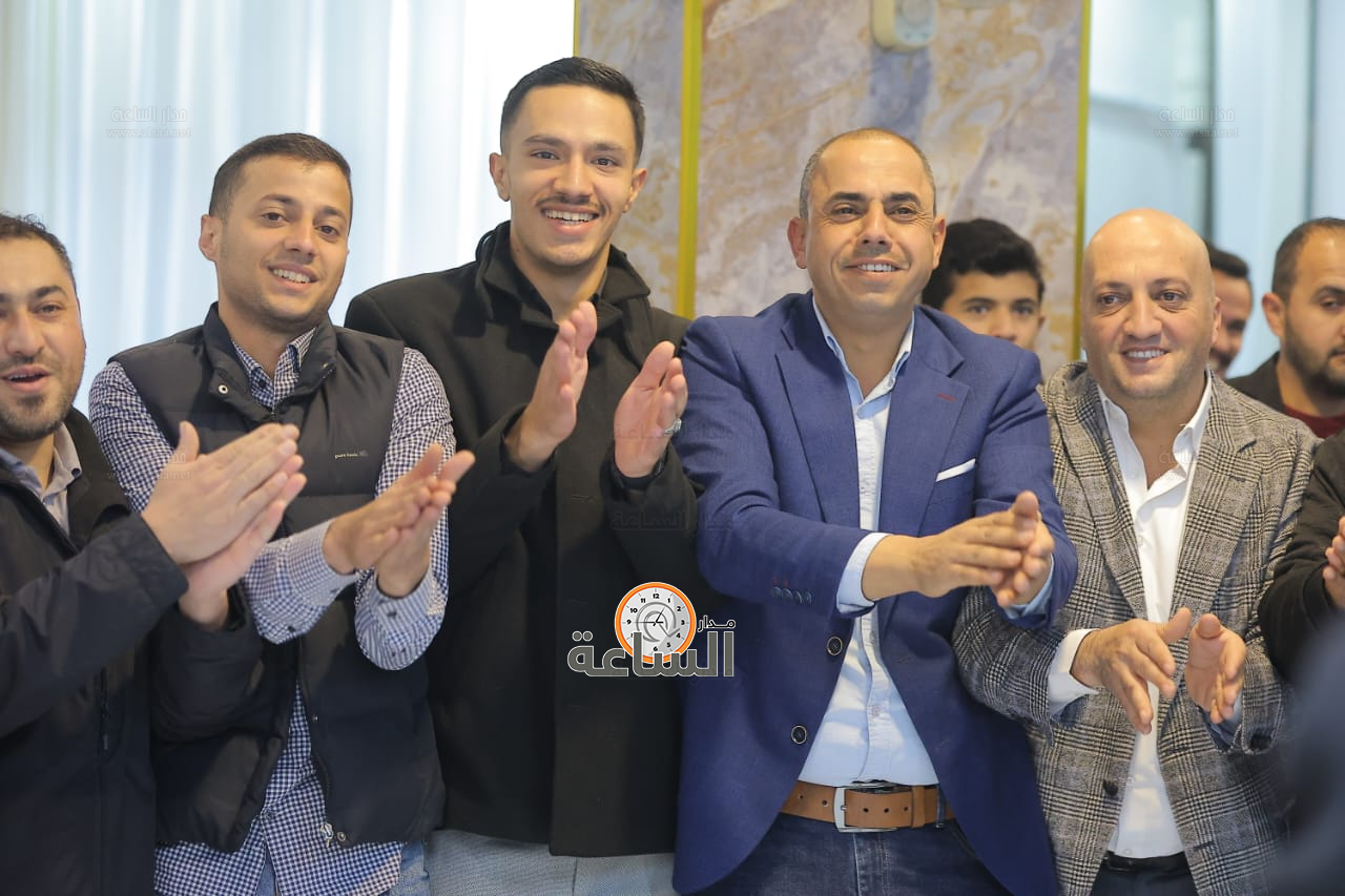 Madar Al-Saa Images 0.7335181068477176