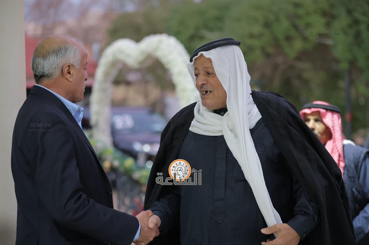 Madar Al-Saa Images 0.7047600024302907