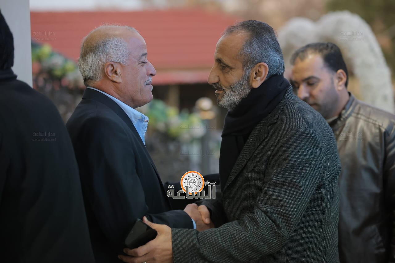 Madar Al-Saa Images 0.9369376197111489