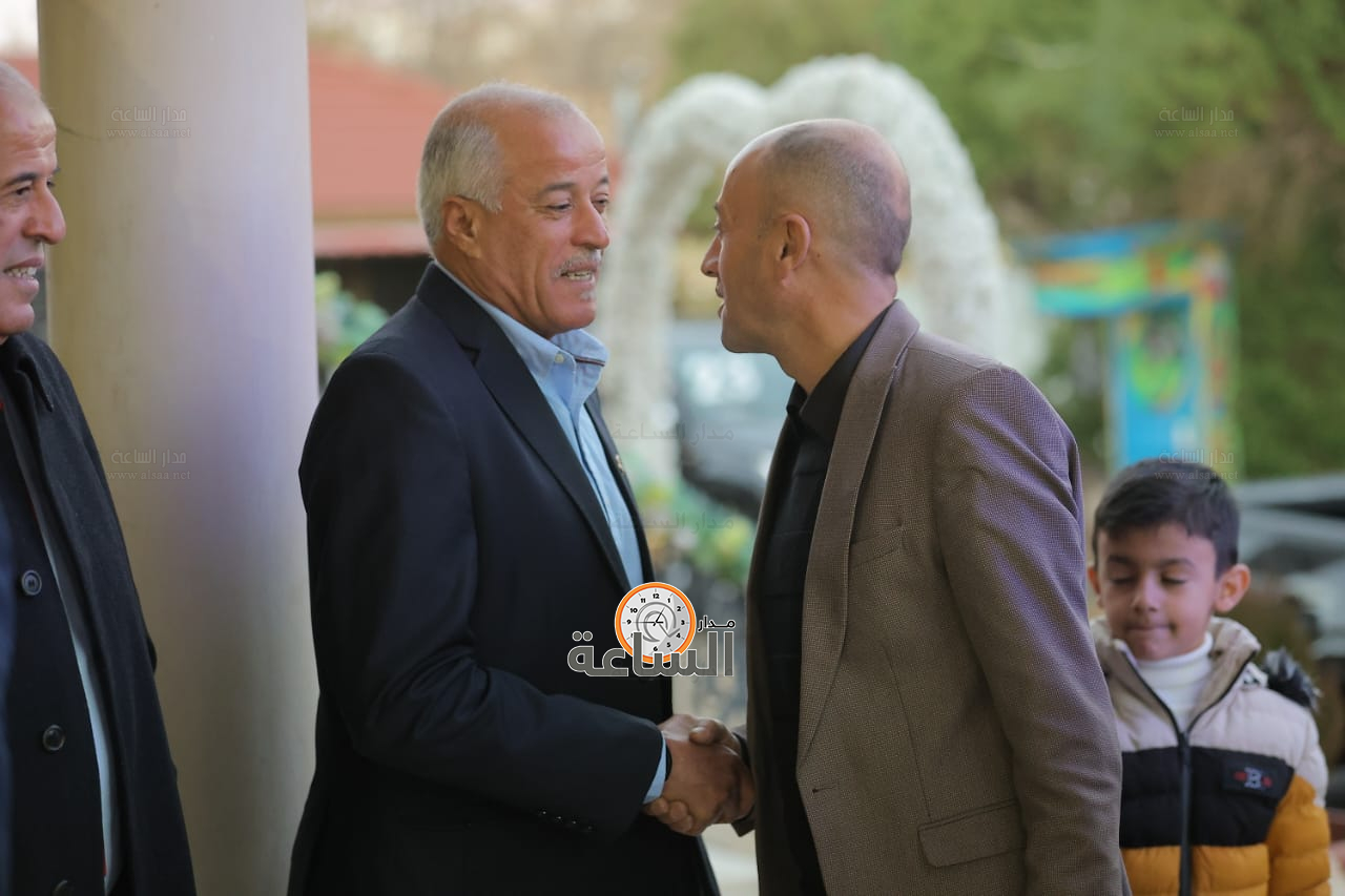 Madar Al-Saa Images 0.03240460643402254