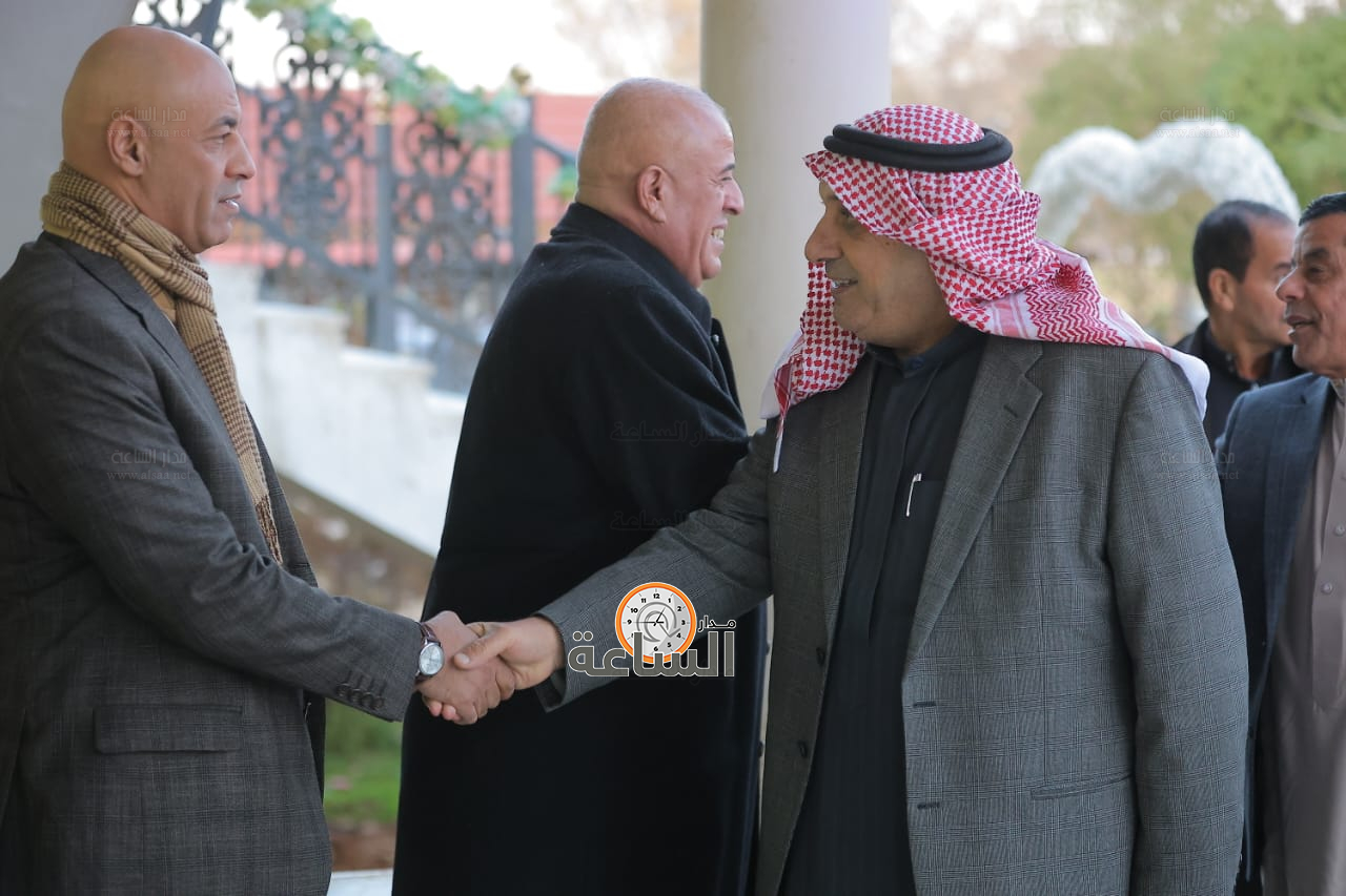 Madar Al-Saa Images 0.0044561948236125914