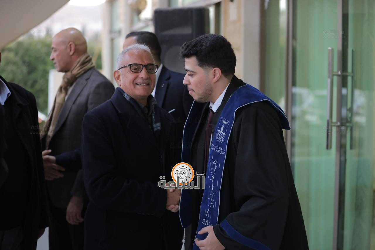 Madar Al-Saa Images 0.251566742410559