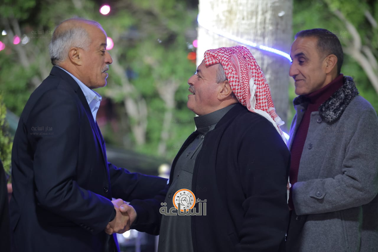 Madar Al-Saa Images 0.16192080690378352