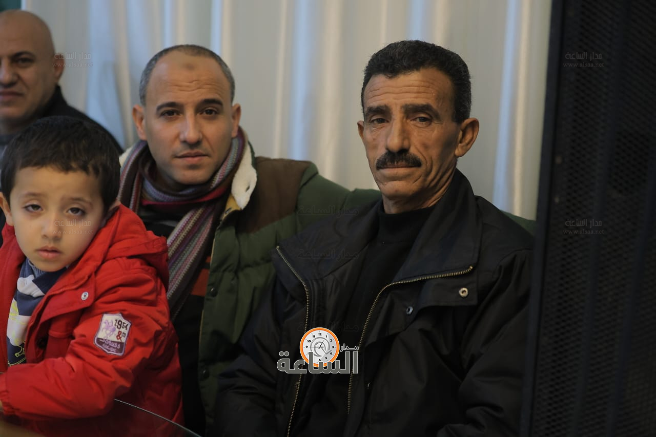 Madar Al-Saa Images 0.15334454037775092