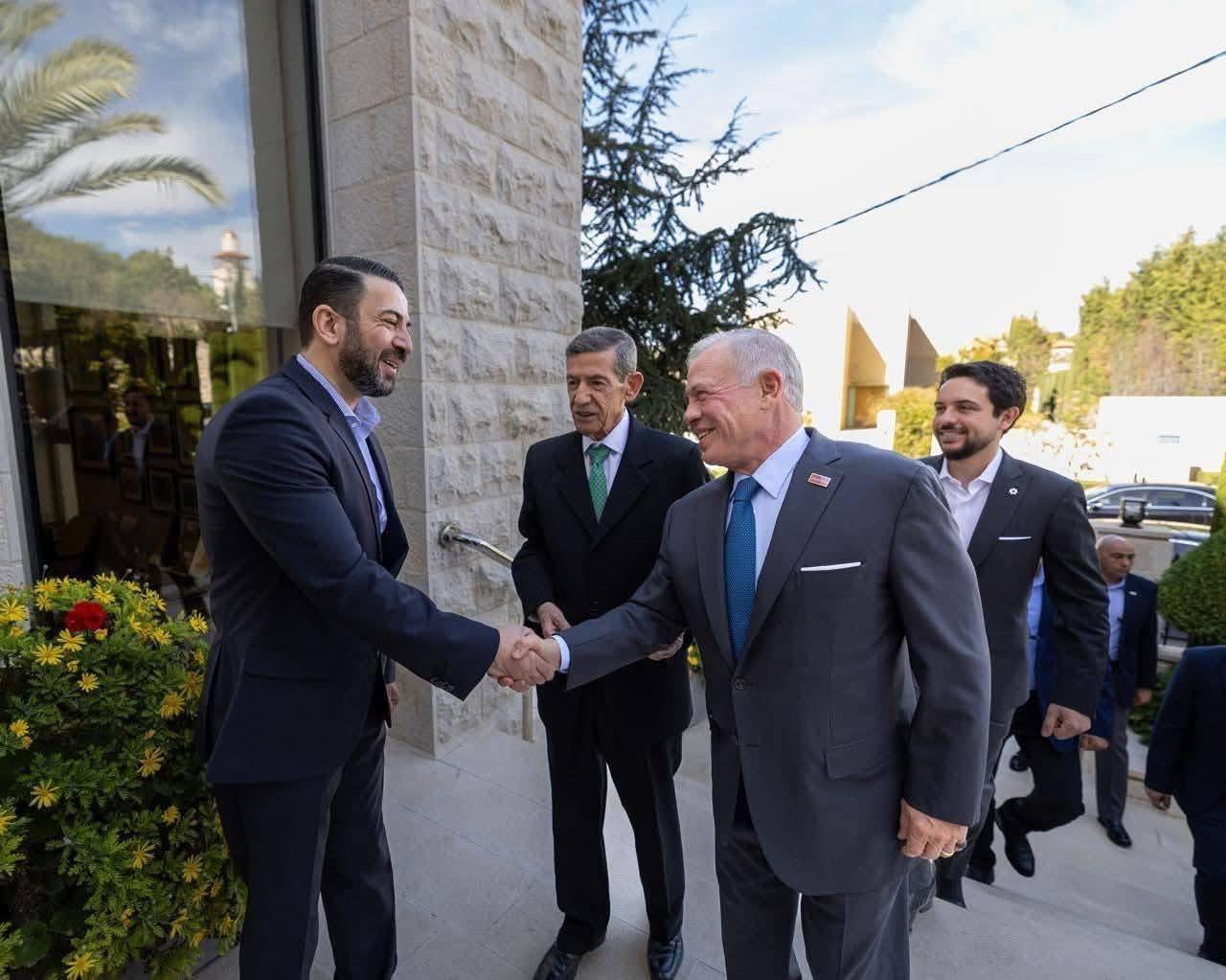 Madar Al-Saa Images 0.5616725431806825