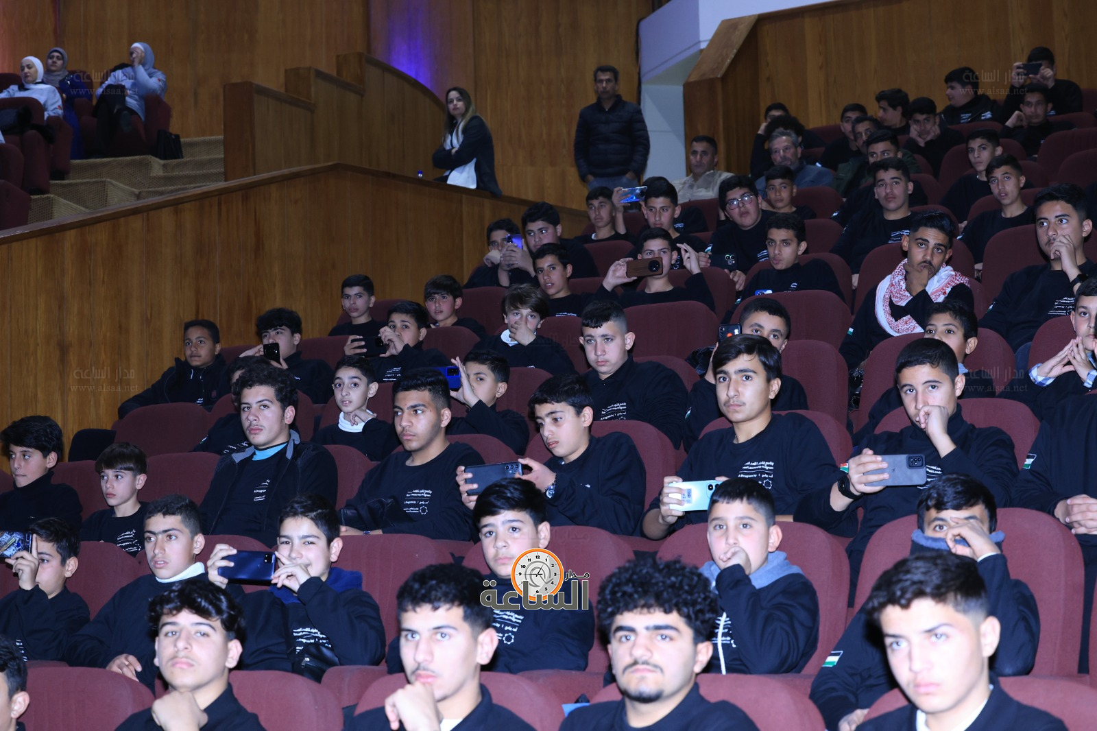 Madar Al-Saa Images 0.3444605112754753