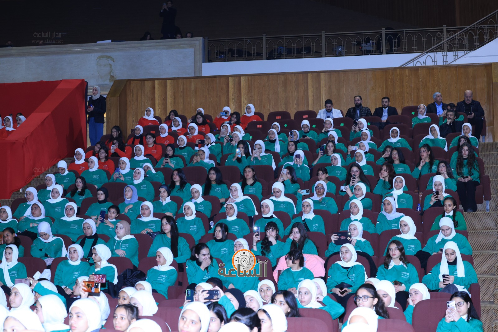 Madar Al-Saa Images 0.7436123284567241