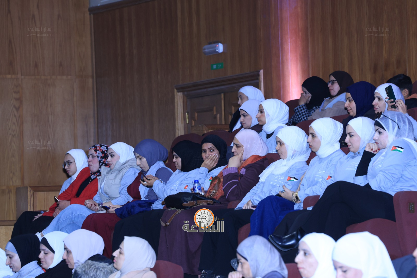 Madar Al-Saa Images 0.6954556271681304