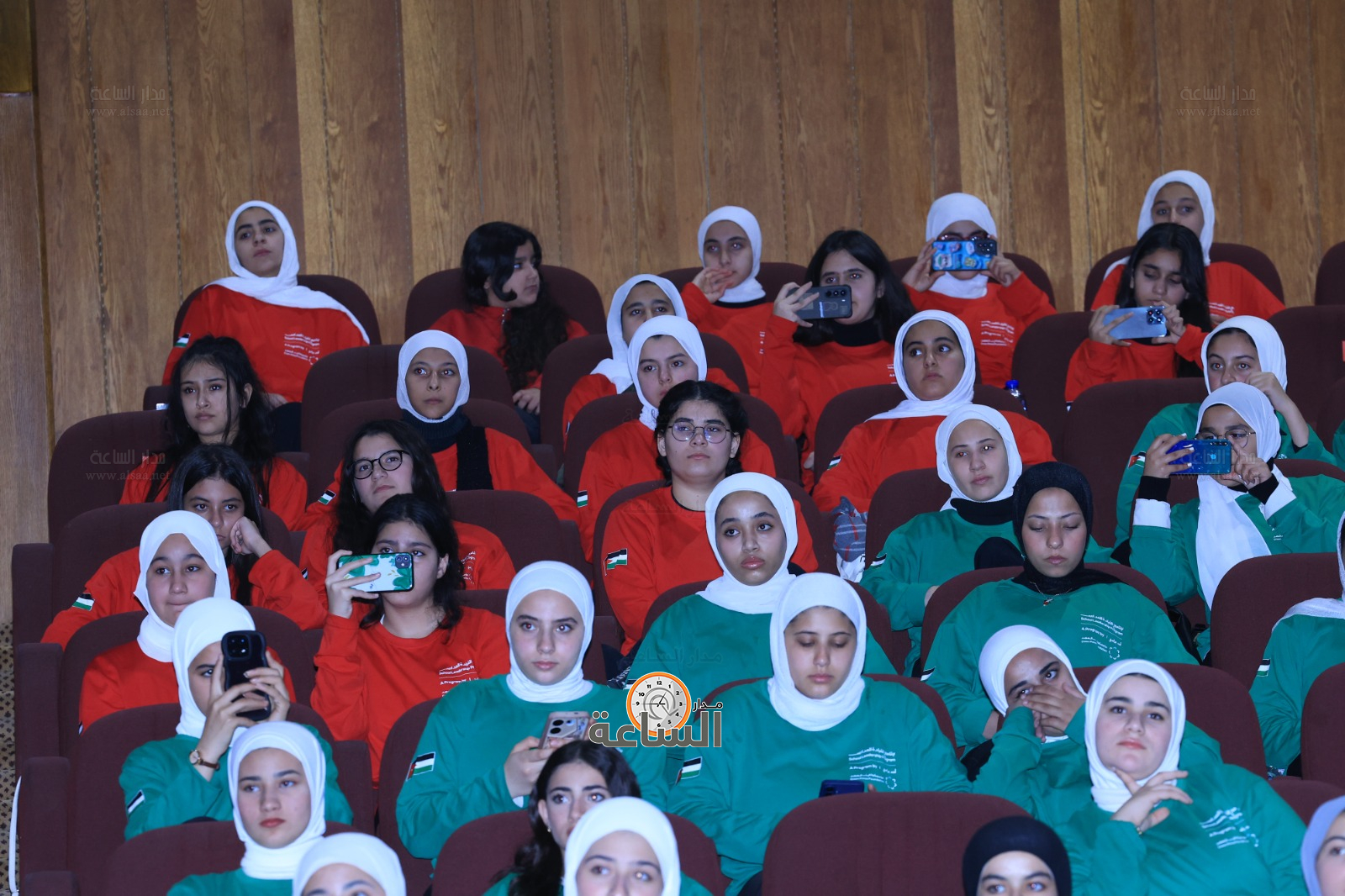 Madar Al-Saa Images 0.5022053268664839