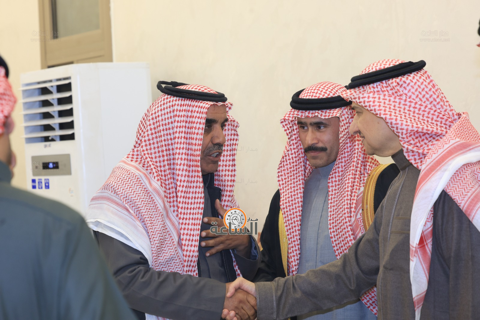 Madar Al-Saa Images 0.020076512478797492