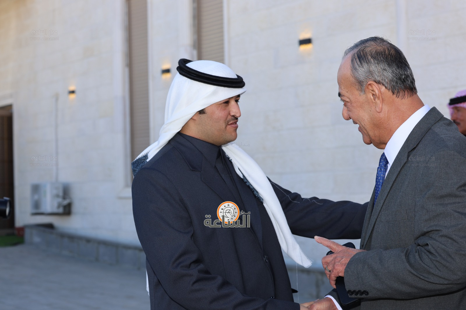 Madar Al-Saa Images 0.5604039232042852