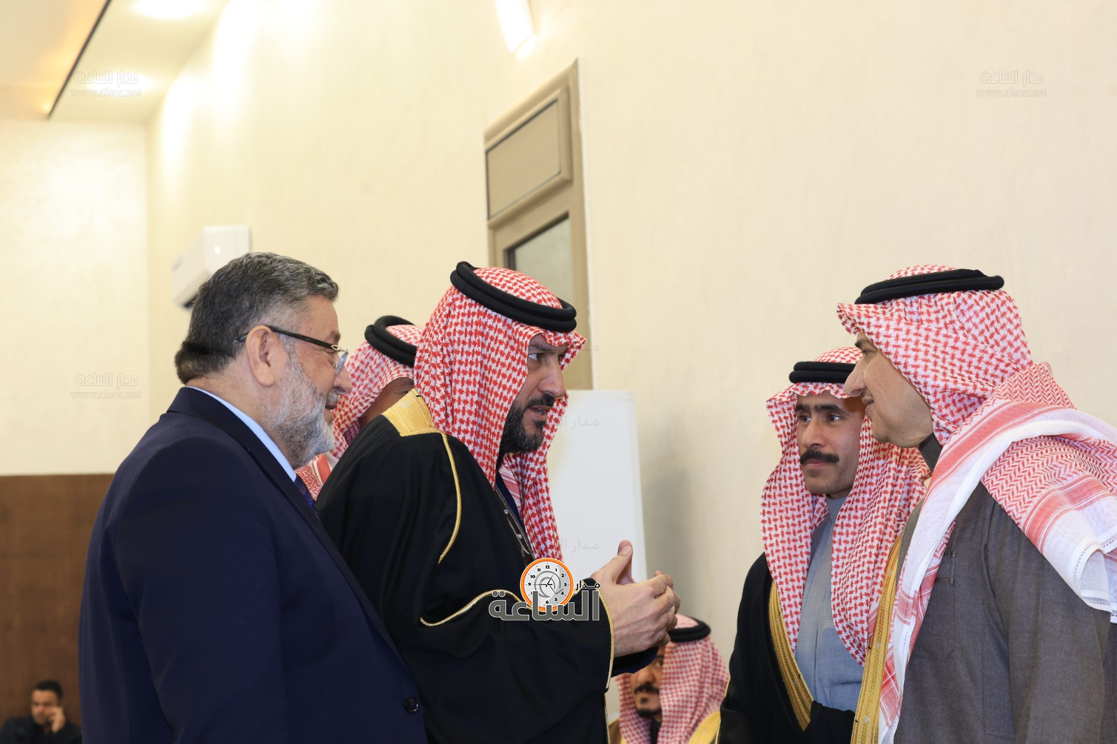 Madar Al-Saa Images 0.9346142013356348