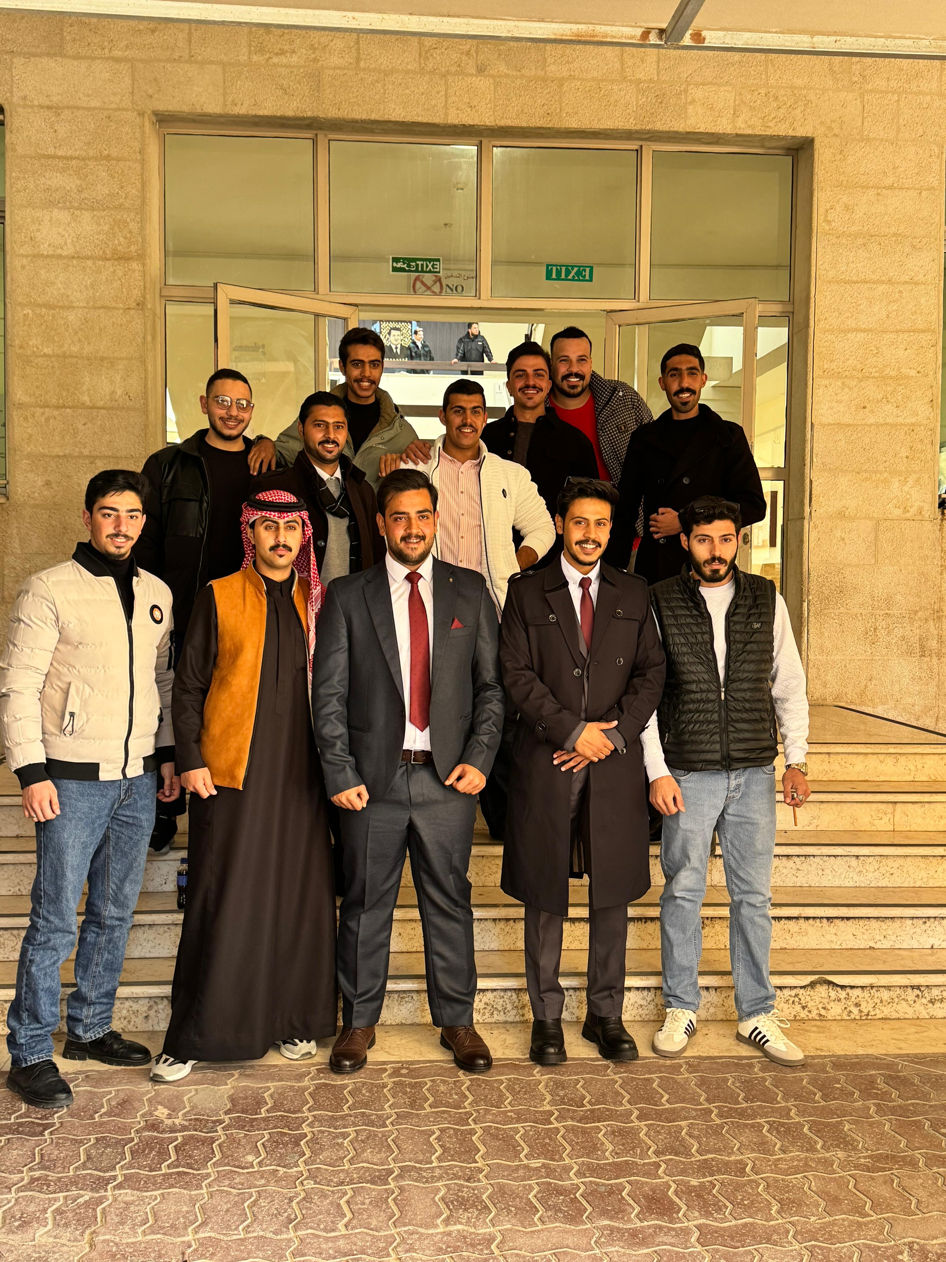 Madar Al-Saa Images 0.5683792988037861