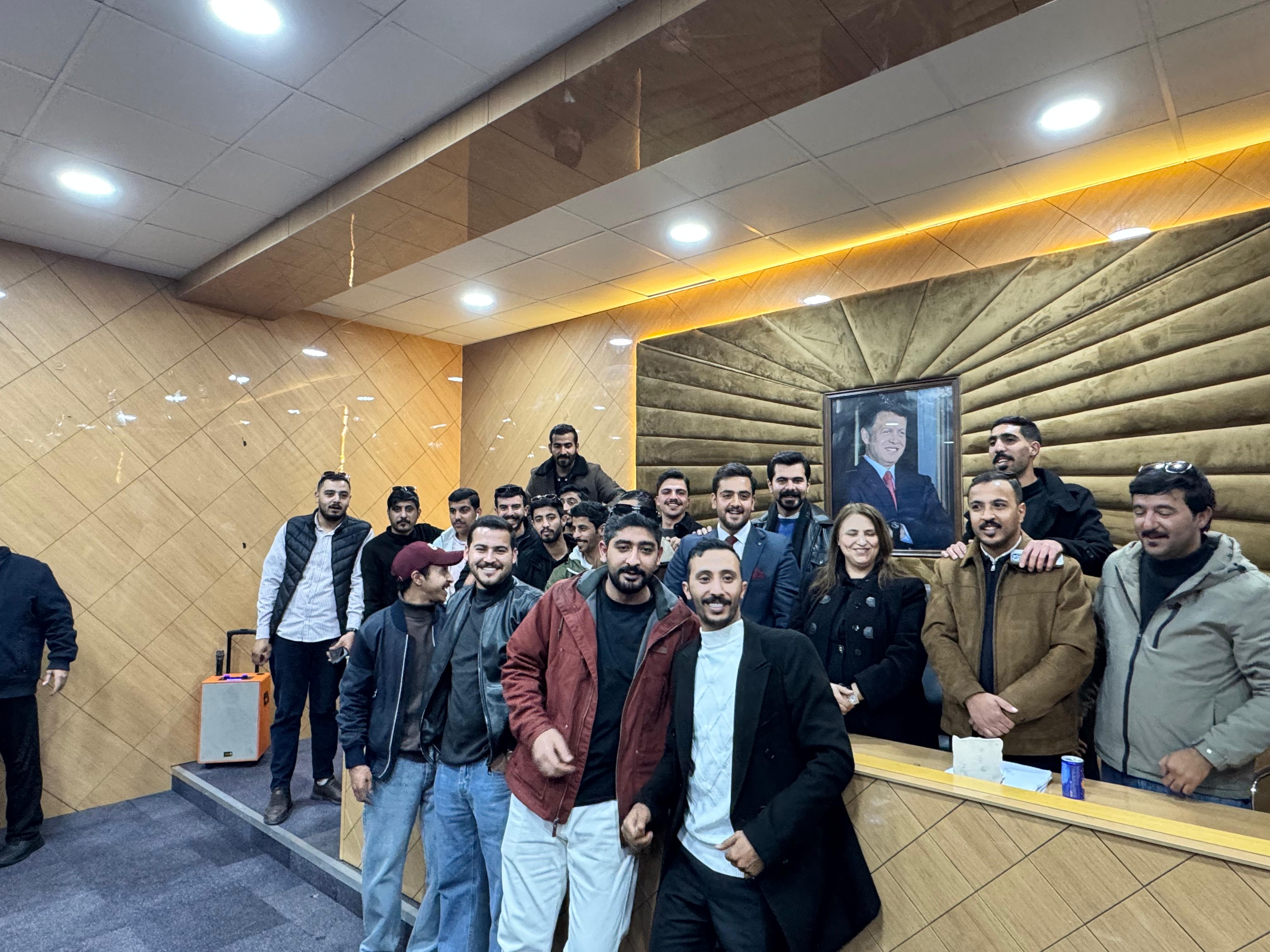 Madar Al-Saa Images 0.7939021473437885