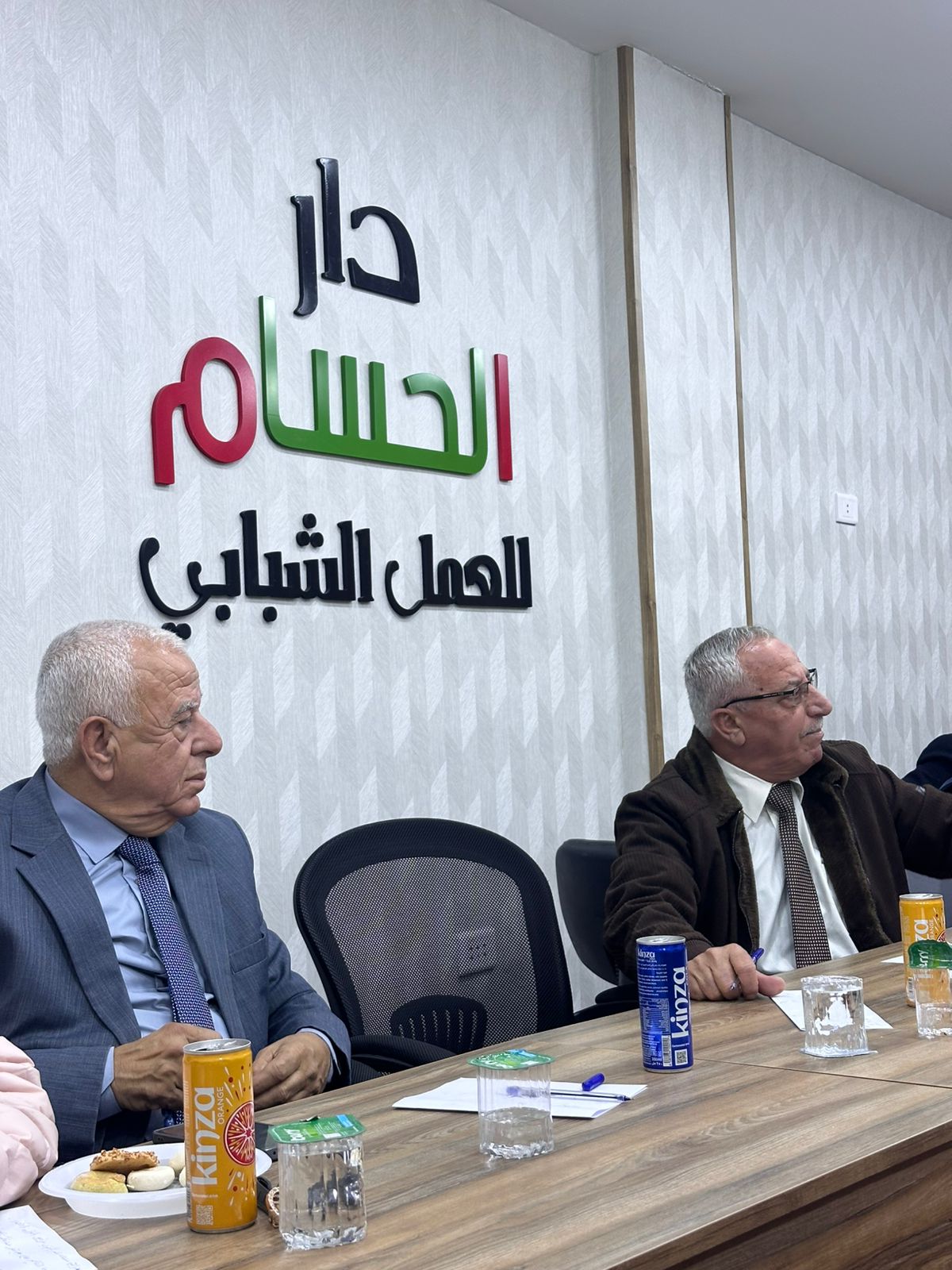 Madar Al-Saa Images 0.06069453424192528