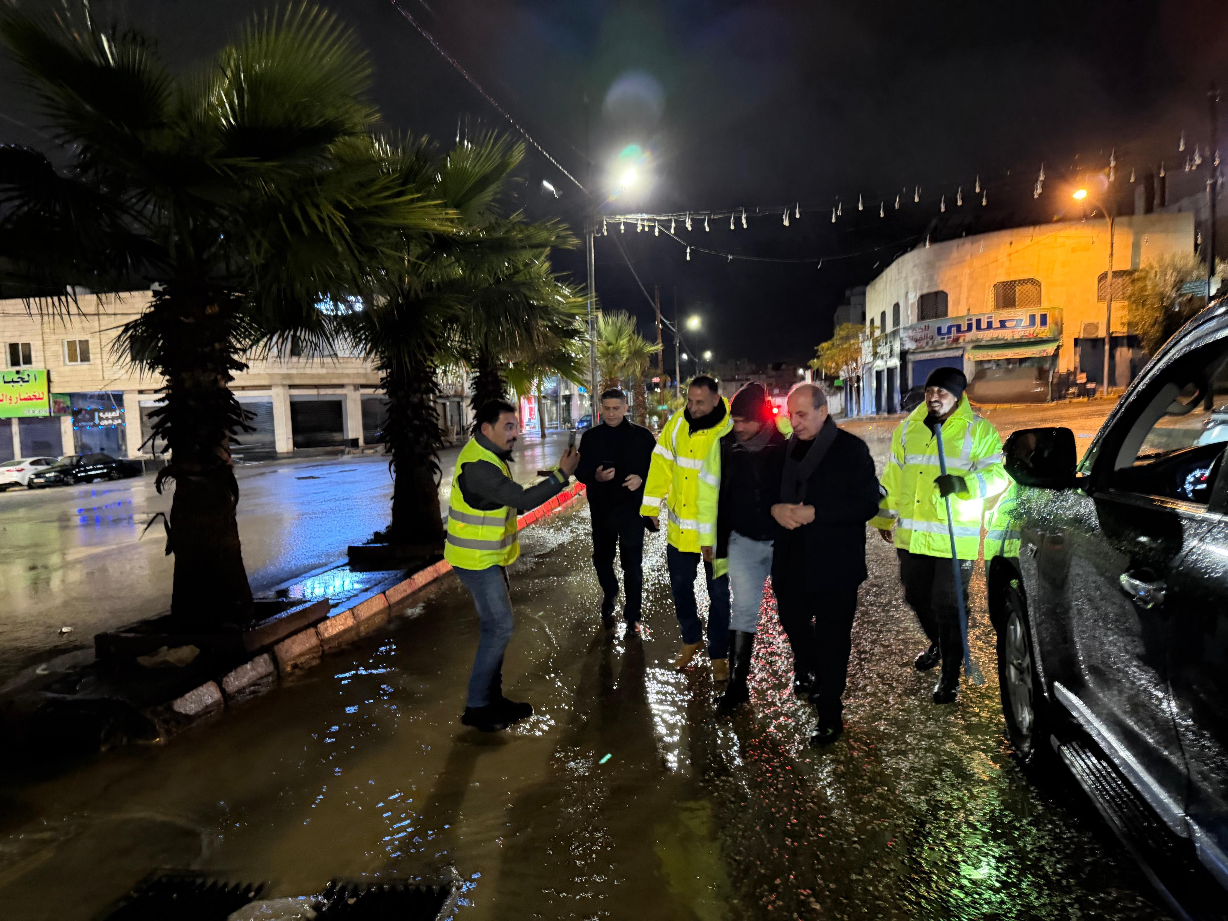 Madar Al-Saa Images 0.014240467157155212